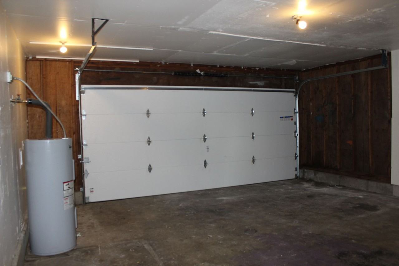 262 Ne 34th Pl - Photo 6 of 13