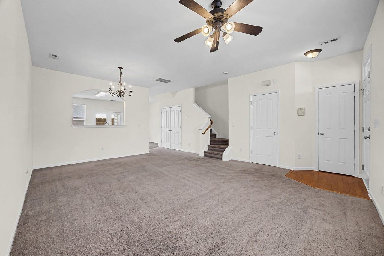 7371 Laurel Valley Rd - Photo 4 of 26