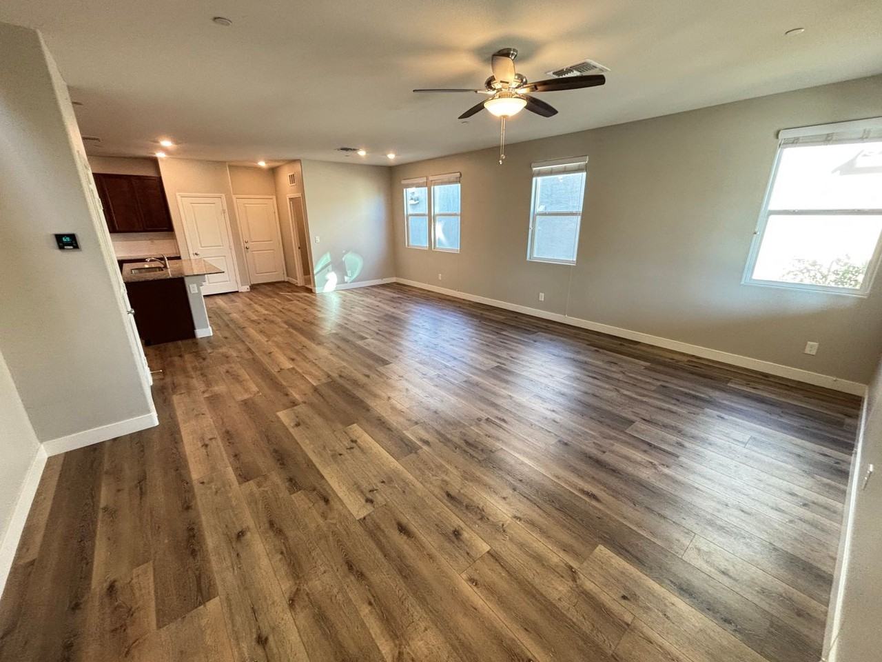 1106 Belton Lake Ave - Photo 3 of 35