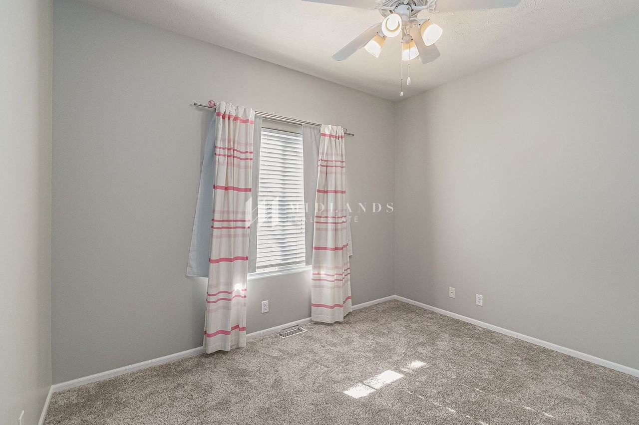 4851 S 187th Ave - Photo 7 of 16