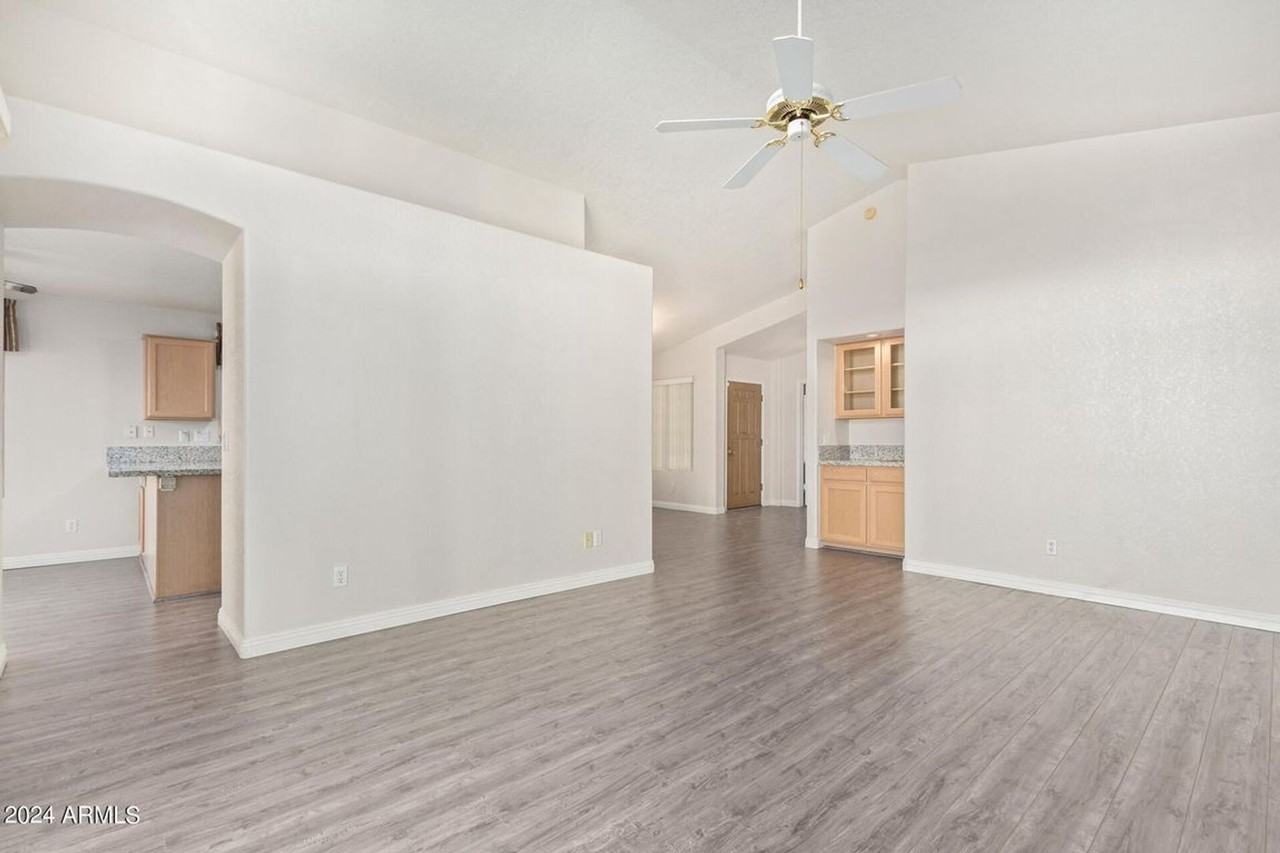 10848 W Ventana Dr E - Photo 6 of 40