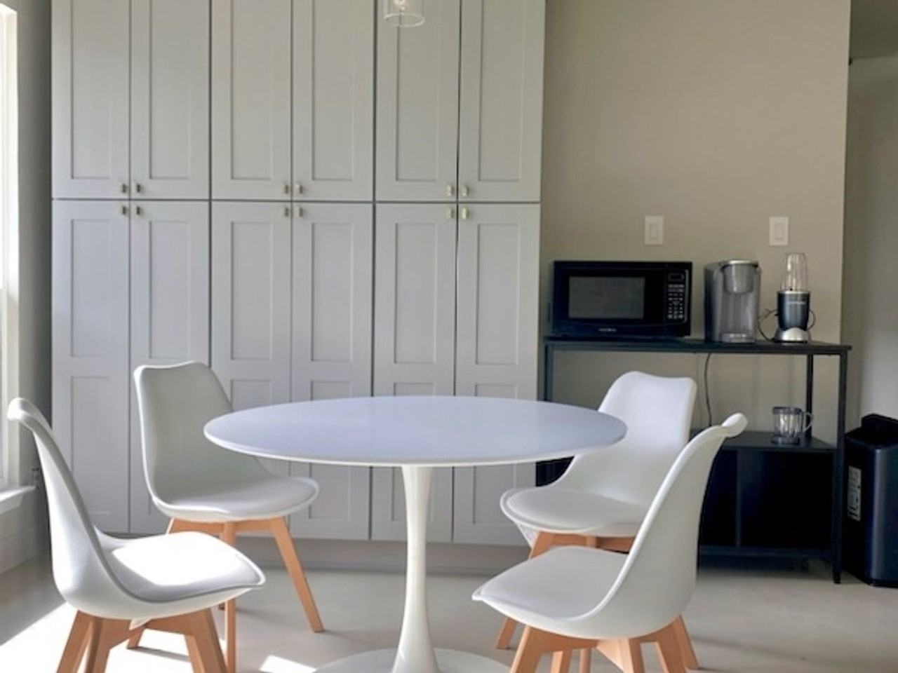 2113 Courtney St - Photo 3 of 4