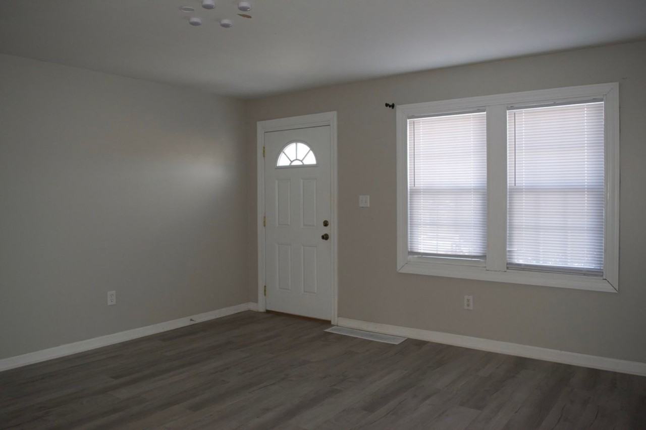 1006 W Broadway - Photo 5 of 48