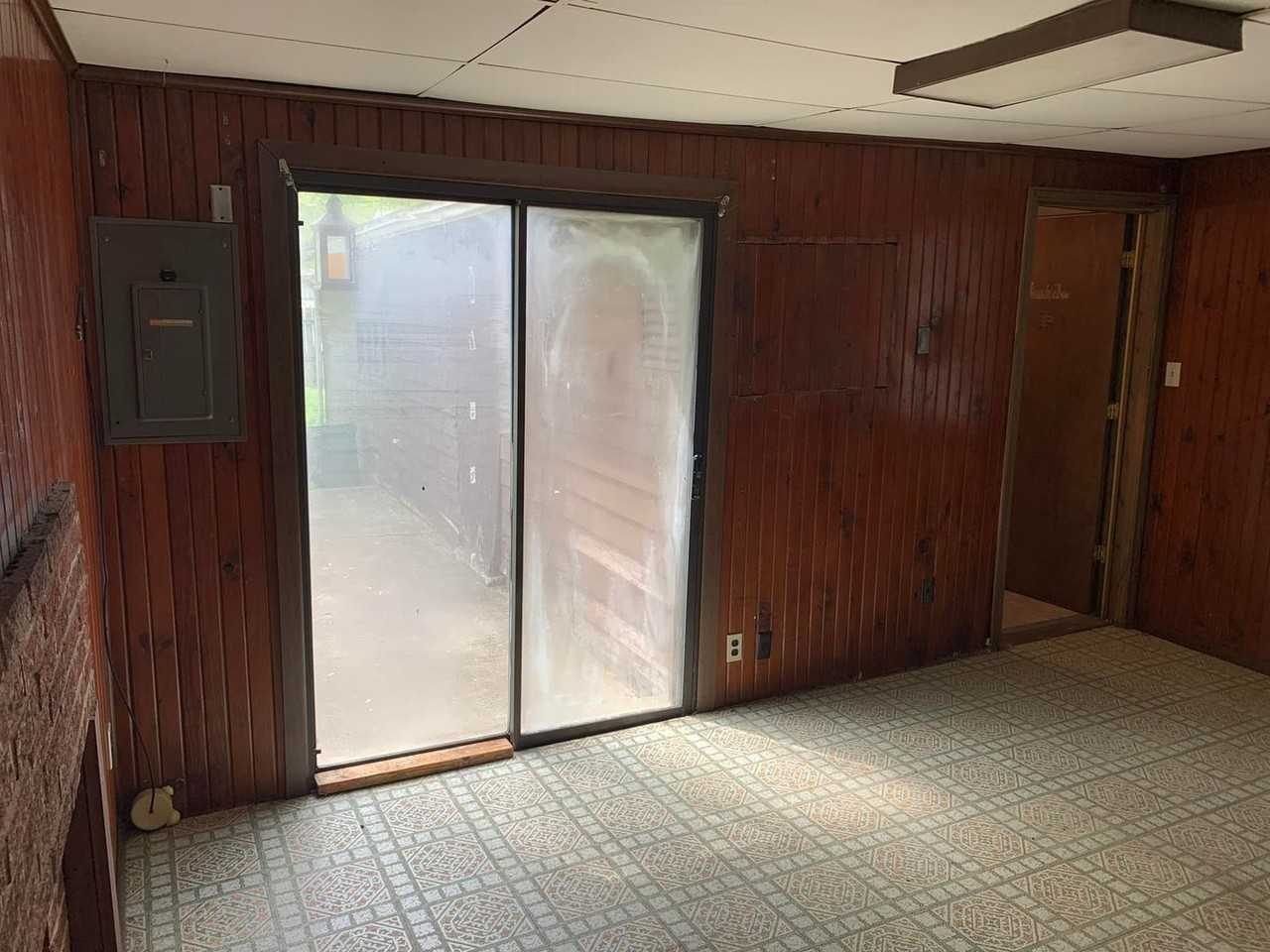 5204 N Harlan Ave - Photo 3 of 17