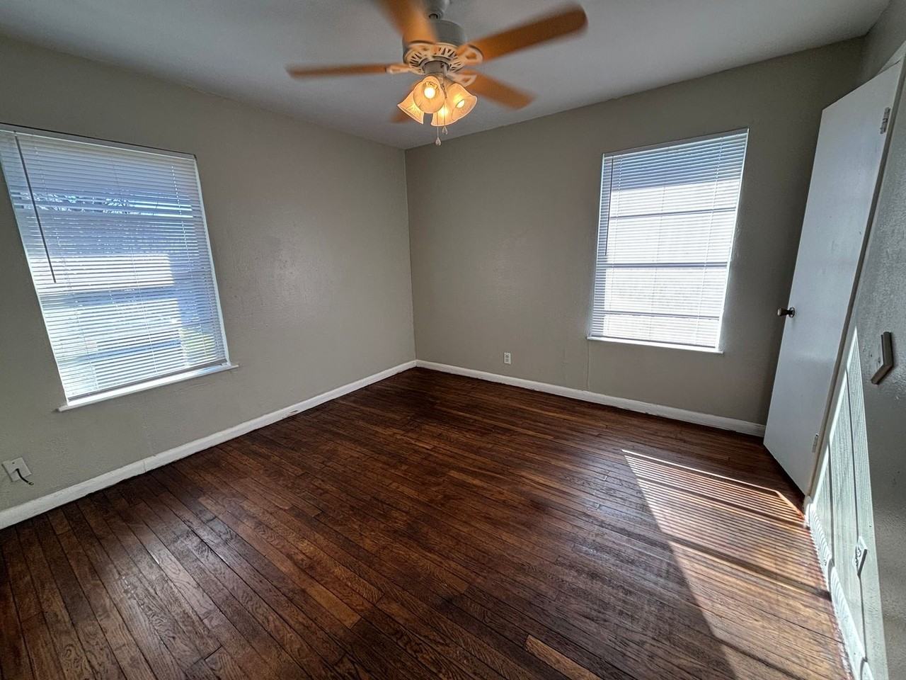 129 Lee Dr - Photo 7 of 10