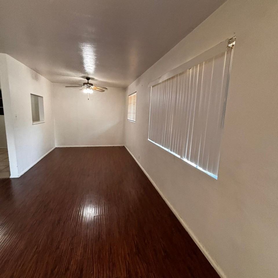 1429 E Williams St - Photo 2 of 23