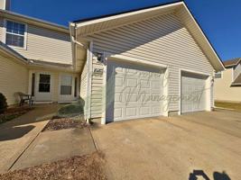 featured image of 102 Ne Sunshine St