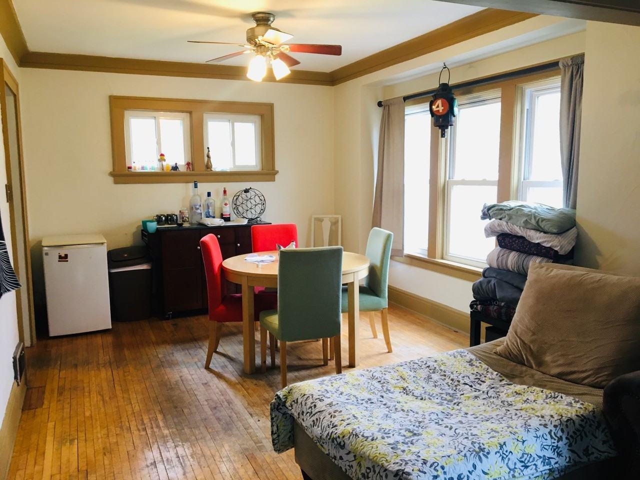 305 Maryland St - Photo 3 of 26