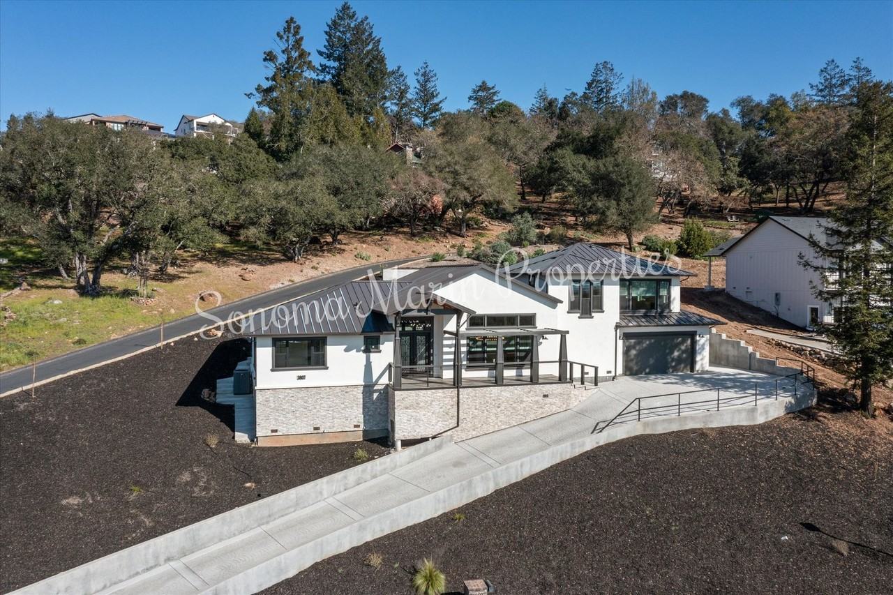 3807 Clear Rdg - Photo 2 of 23