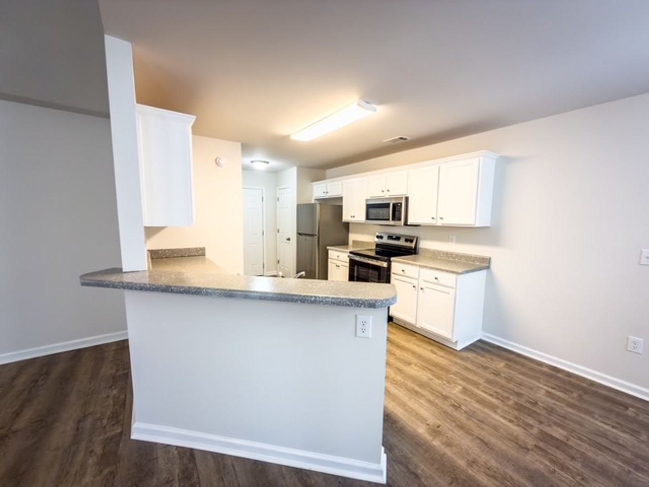 201 Cedar Rock Trce - Photo 5 of 24