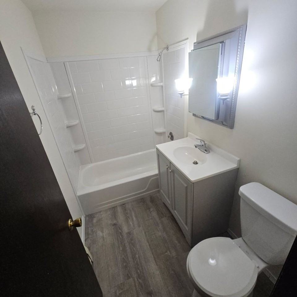 2624 Lavender Ln - Photo 3 of 6