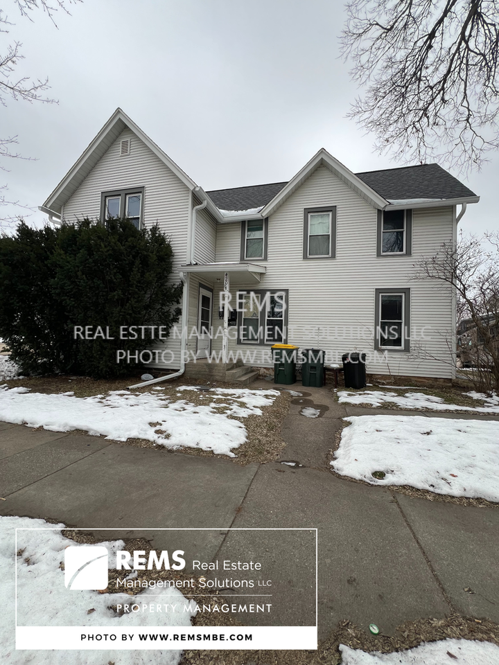 420 N Pine St - Photo 7 of 19