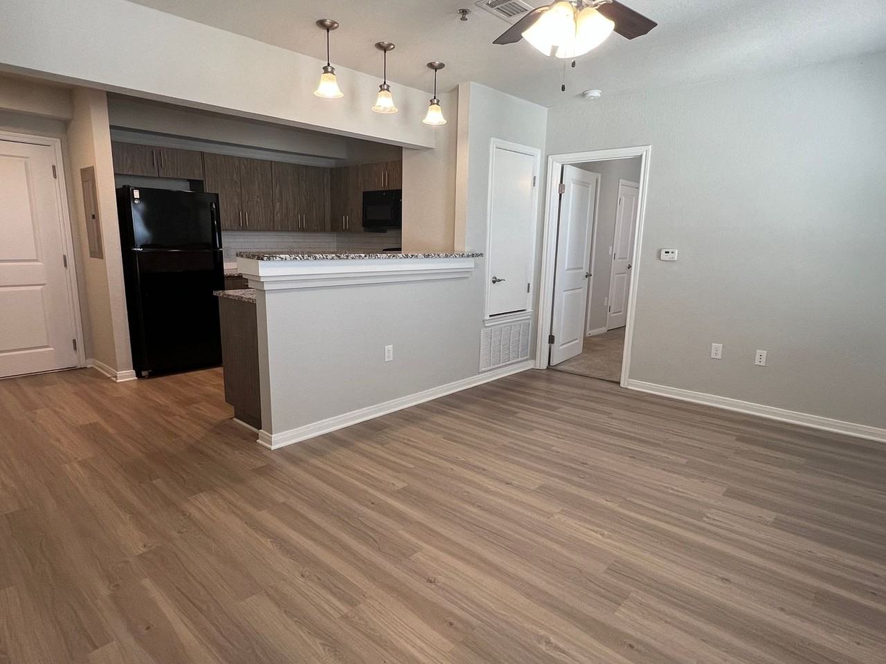 1307 Austin Ave #208 - Photo 6 of 17