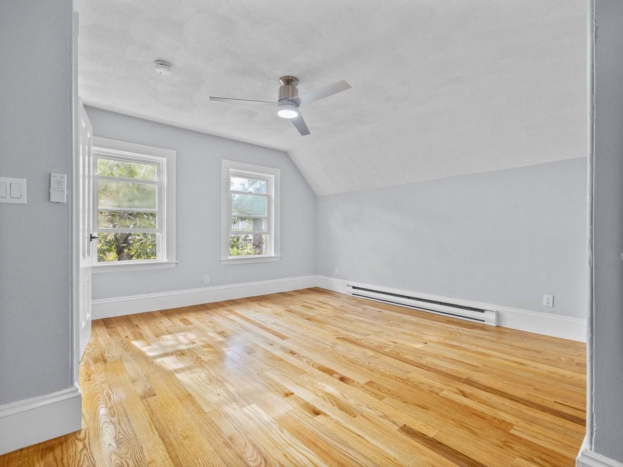 34 Hancock St - Photo 4 of 16