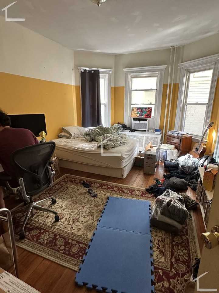 38 Brainerd Rd - Photo 3 of 9