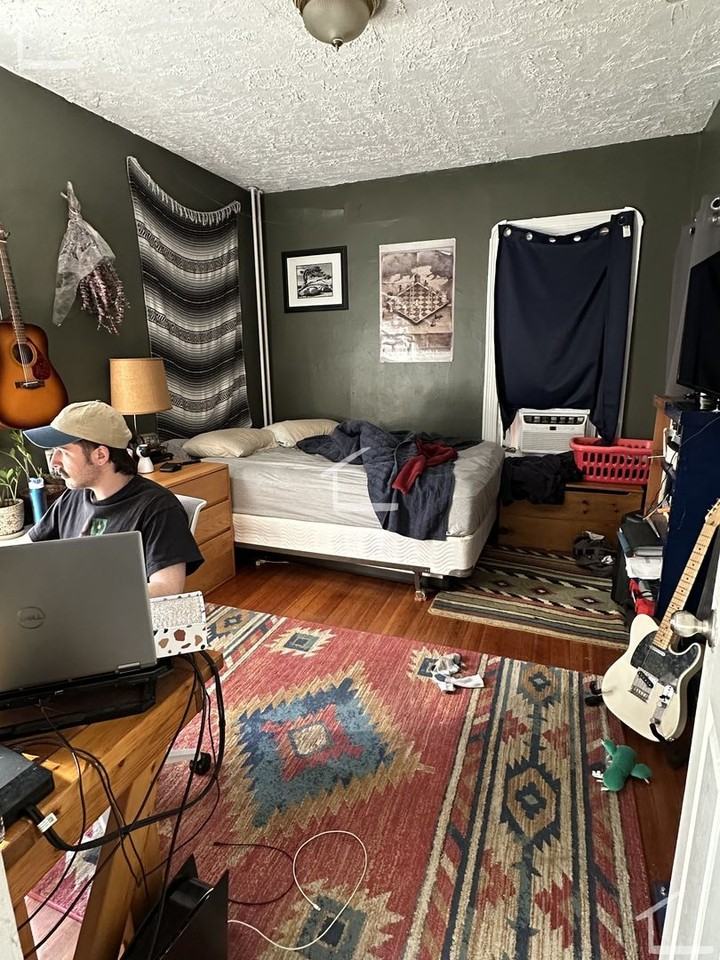 38 Brainerd Rd - Photo 4 of 9