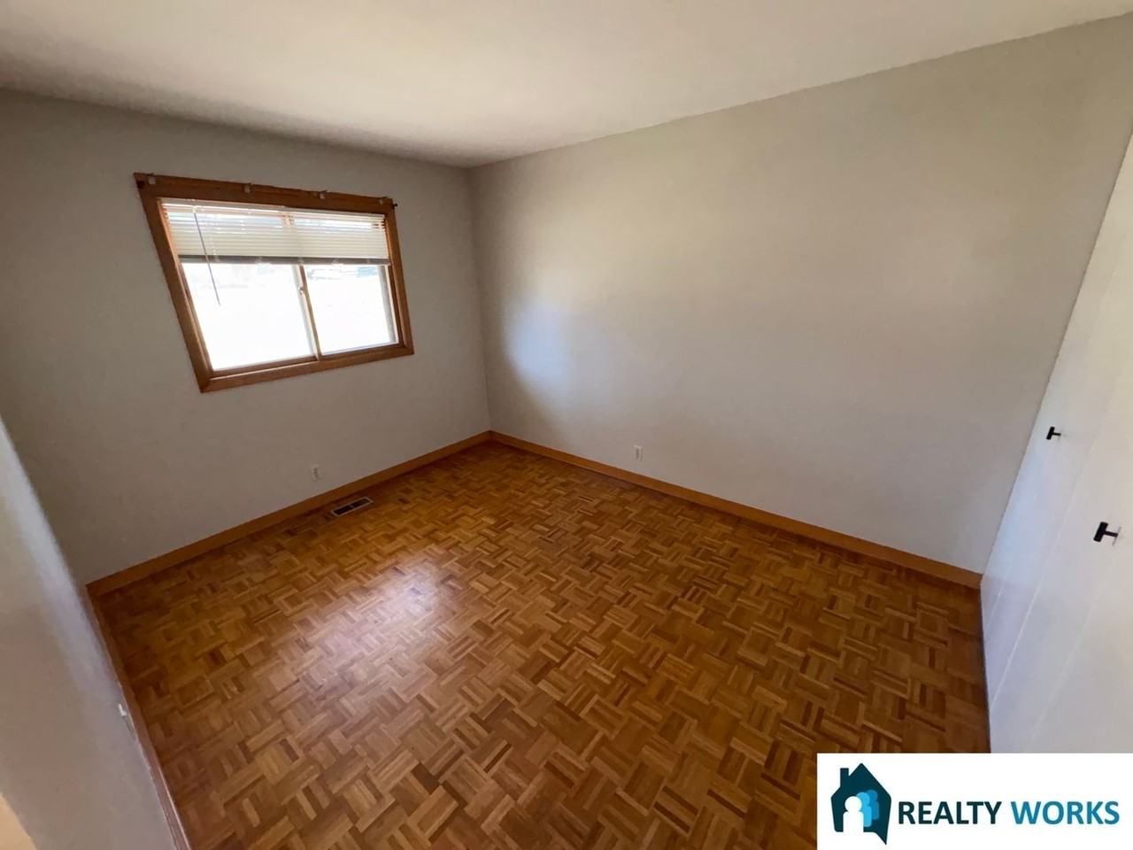 1825 Rusty Ln - Photo 7 of 11