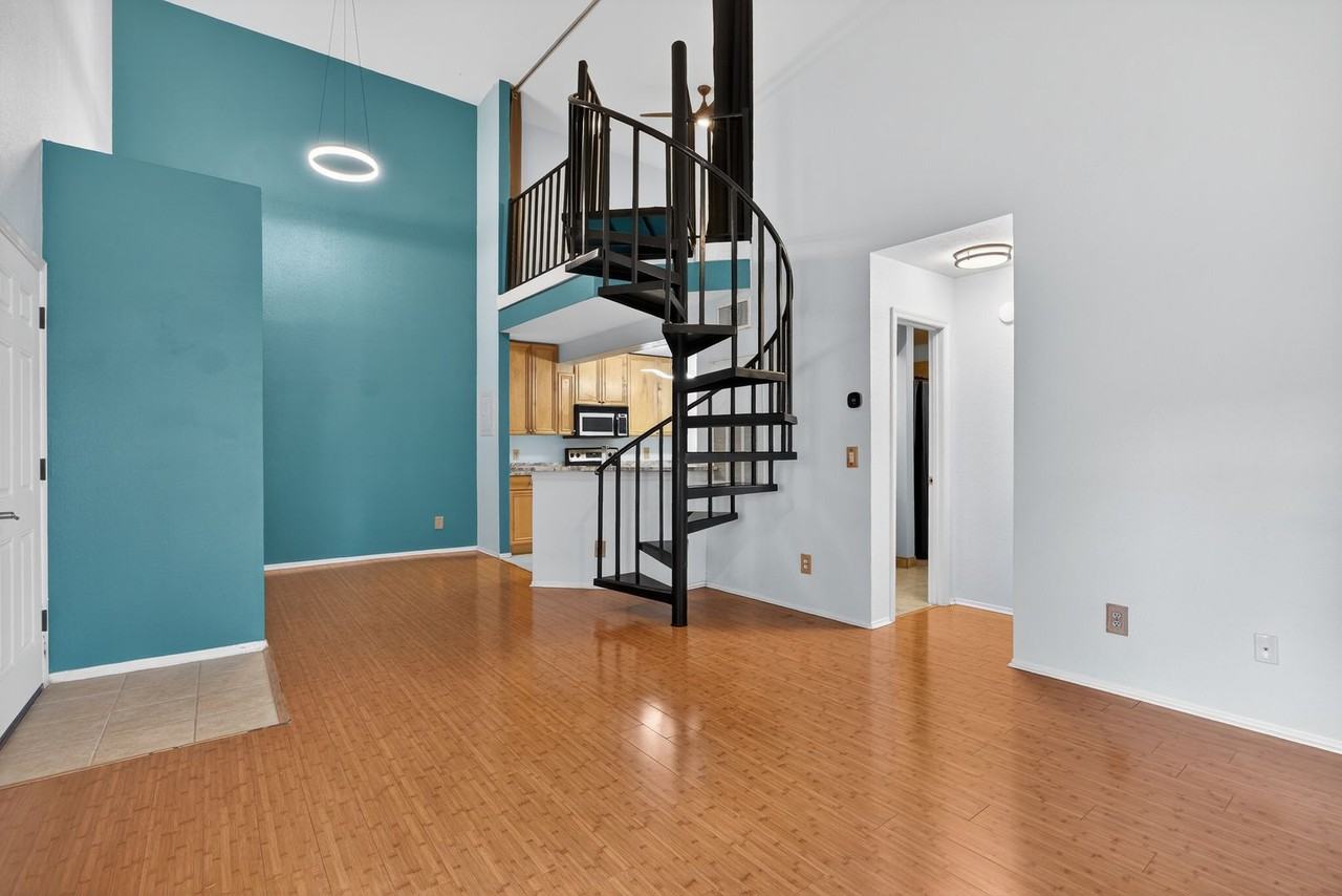 11 Arbor Club Dr #216 - Photo 5 of 24