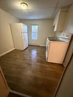 featured image of 109 W Walnut St