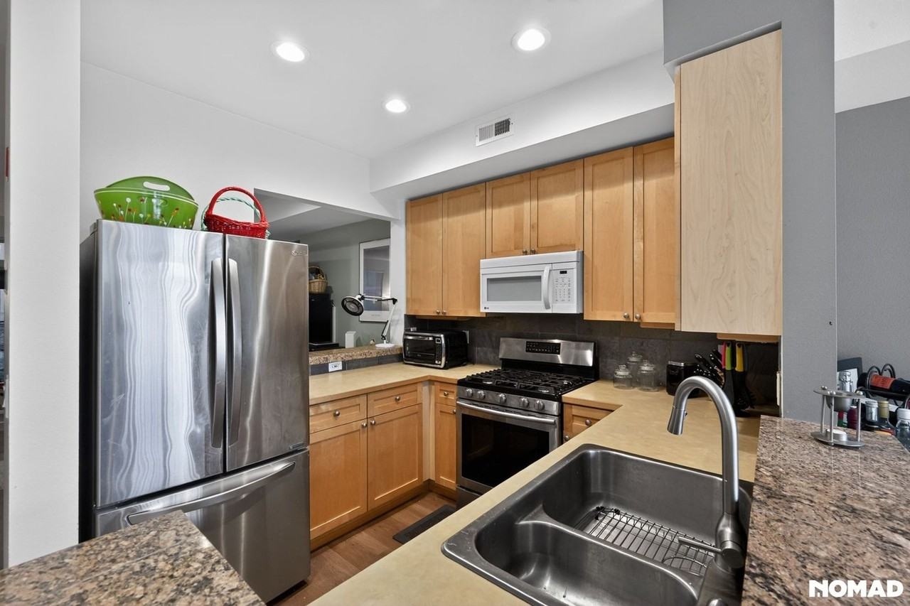 12735 Se 41st Pl - Photo 3 of 17