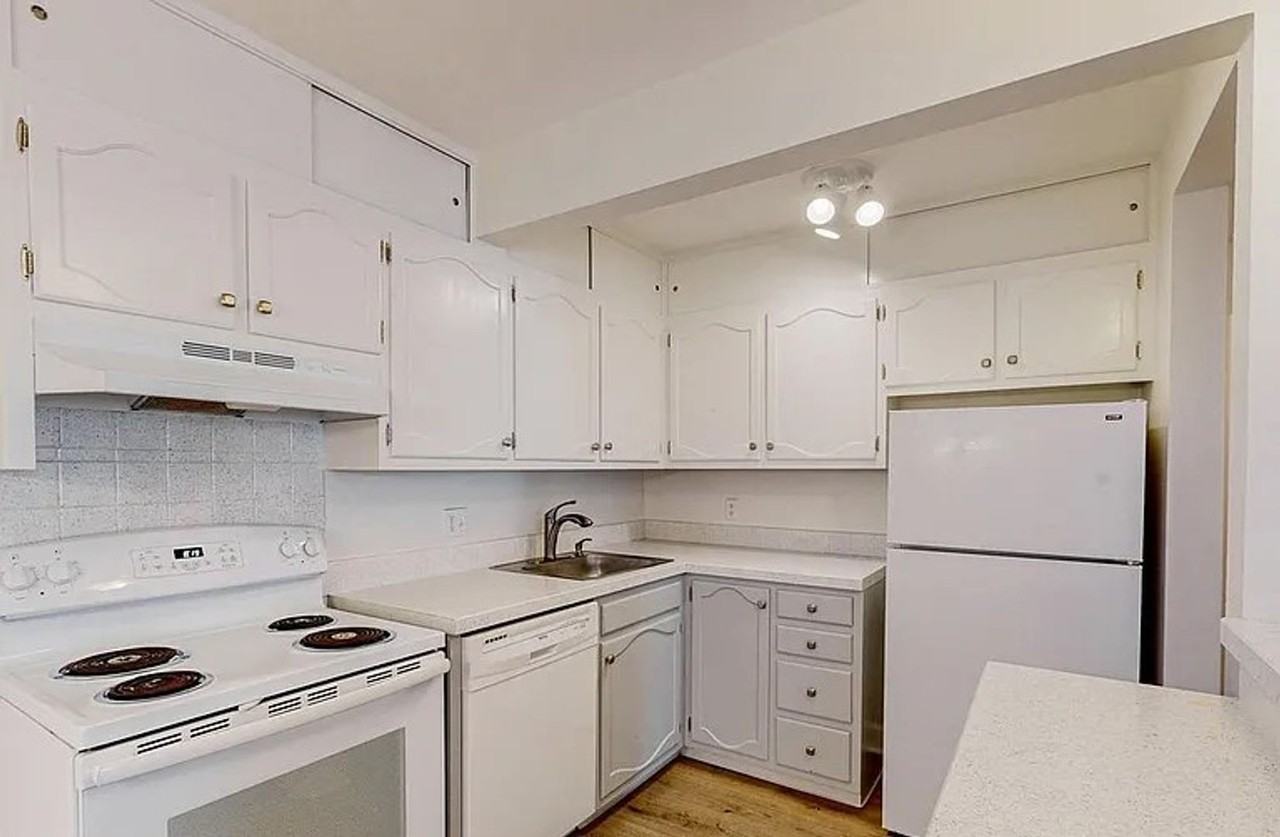 620 Mathews St - Photo 4 of 19