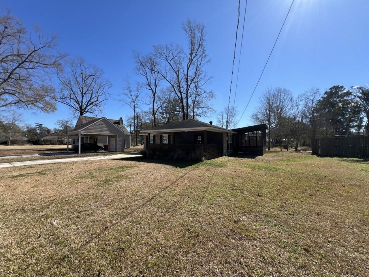 10494 Wade Dr - Photo 3 of 44