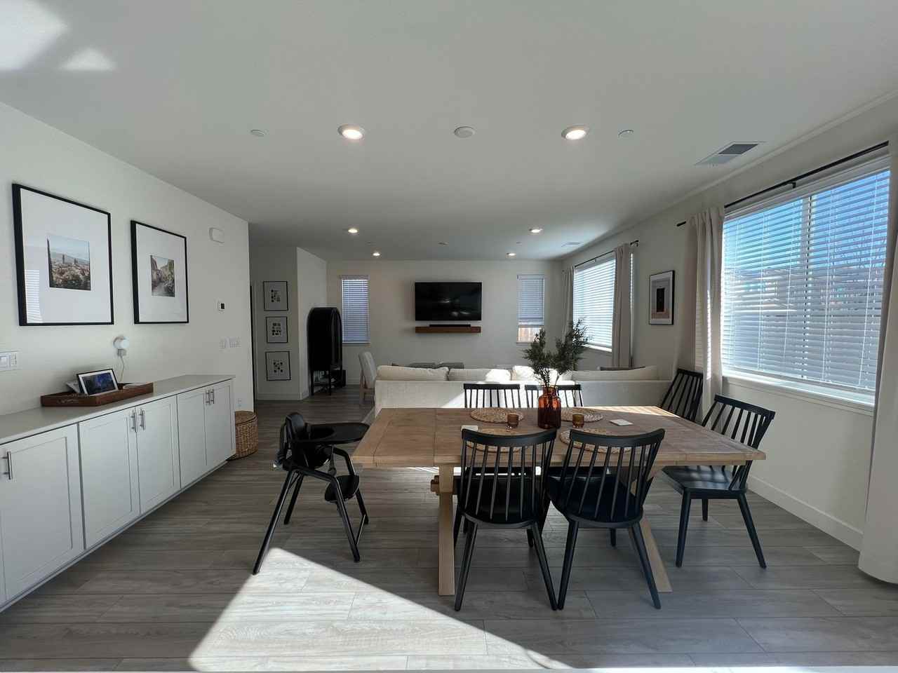 4463 French Dr - Photo 3 of 12