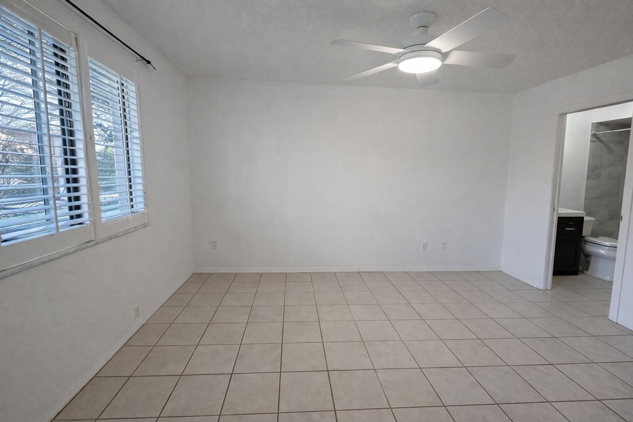 8420 8420 60th St. N - Villas of Pinellas Farms - Photo 6 of 13