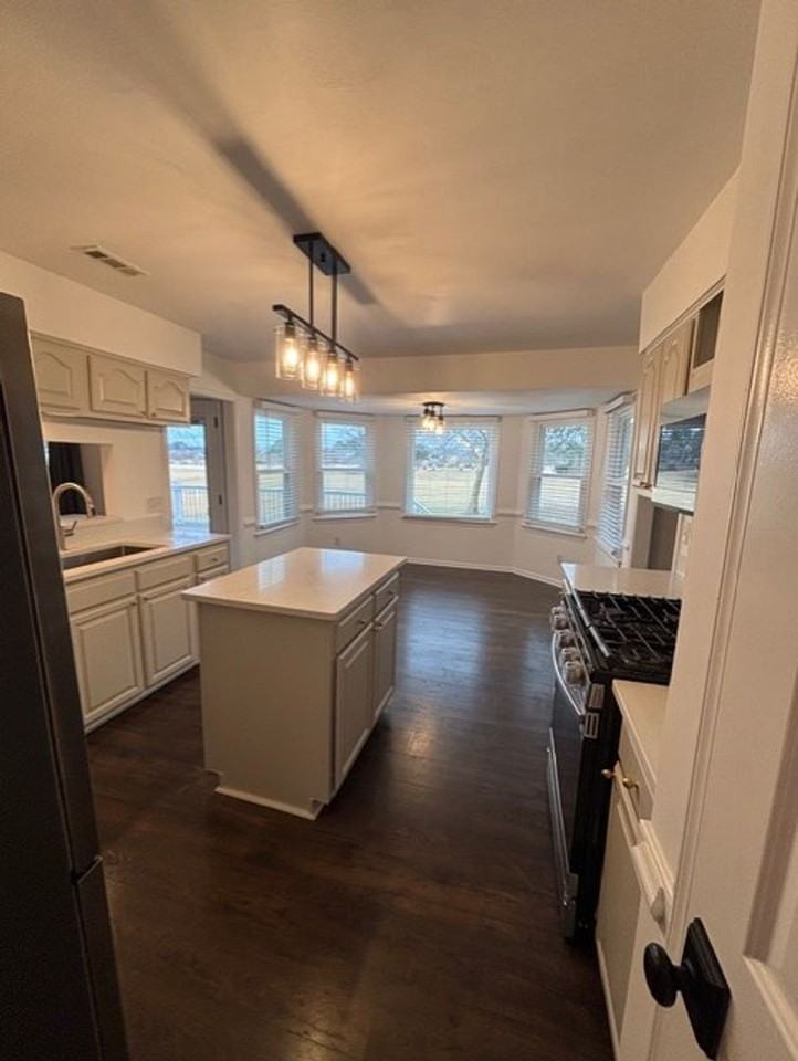 1080 Backwoods Rd - Photo 7 of 47