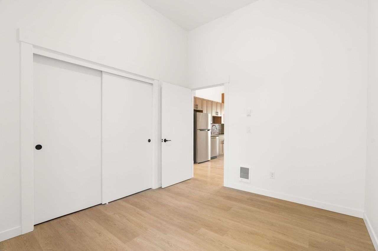 Luxury Living at 2508 SE 32nd Ave – Modern, Boutique Apartments in the Heart of Division - Photo 7 of 12