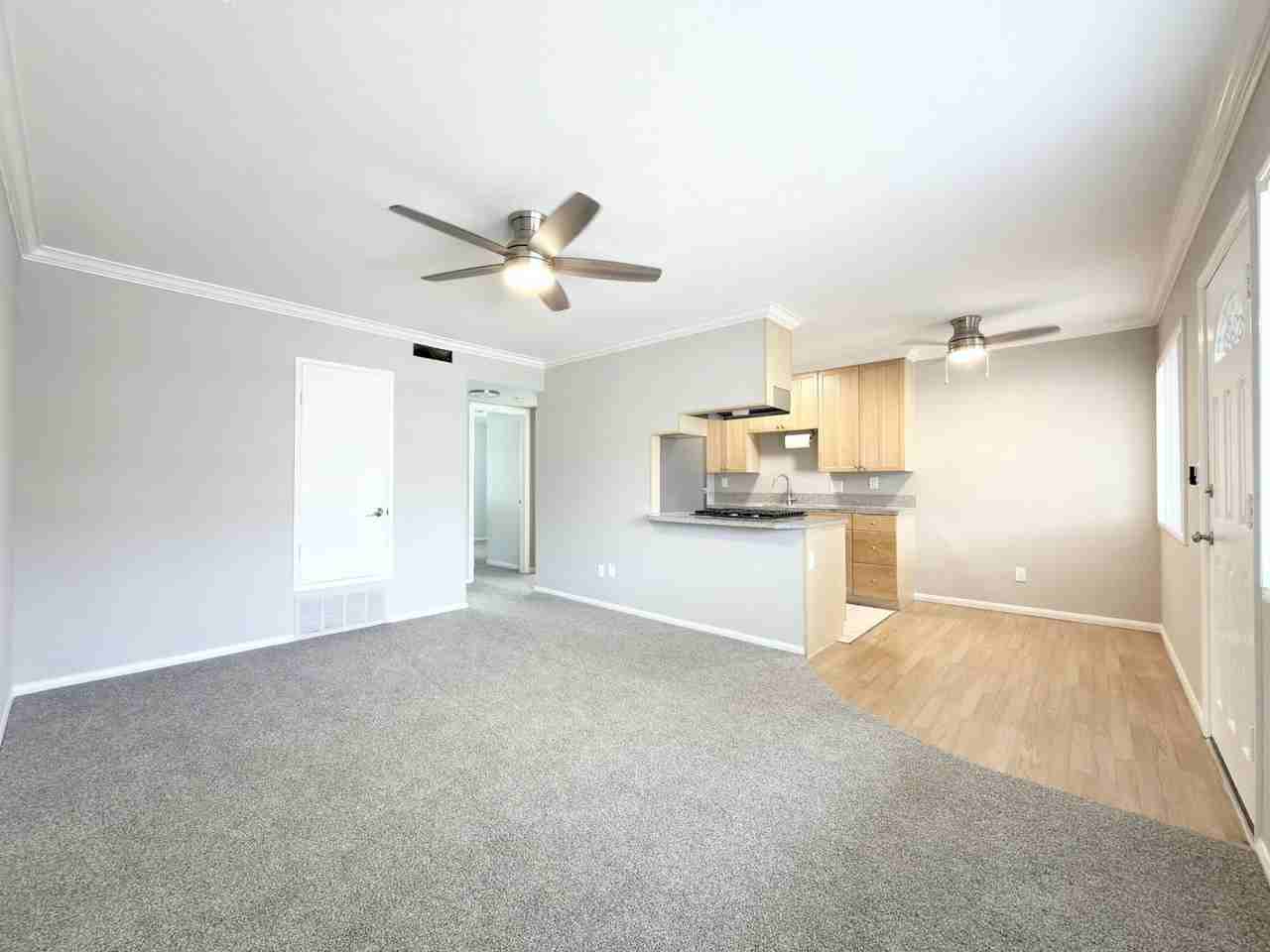 1807 S Myers St - Photo 2 of 13