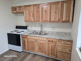 featured image of 111 E Taylor St