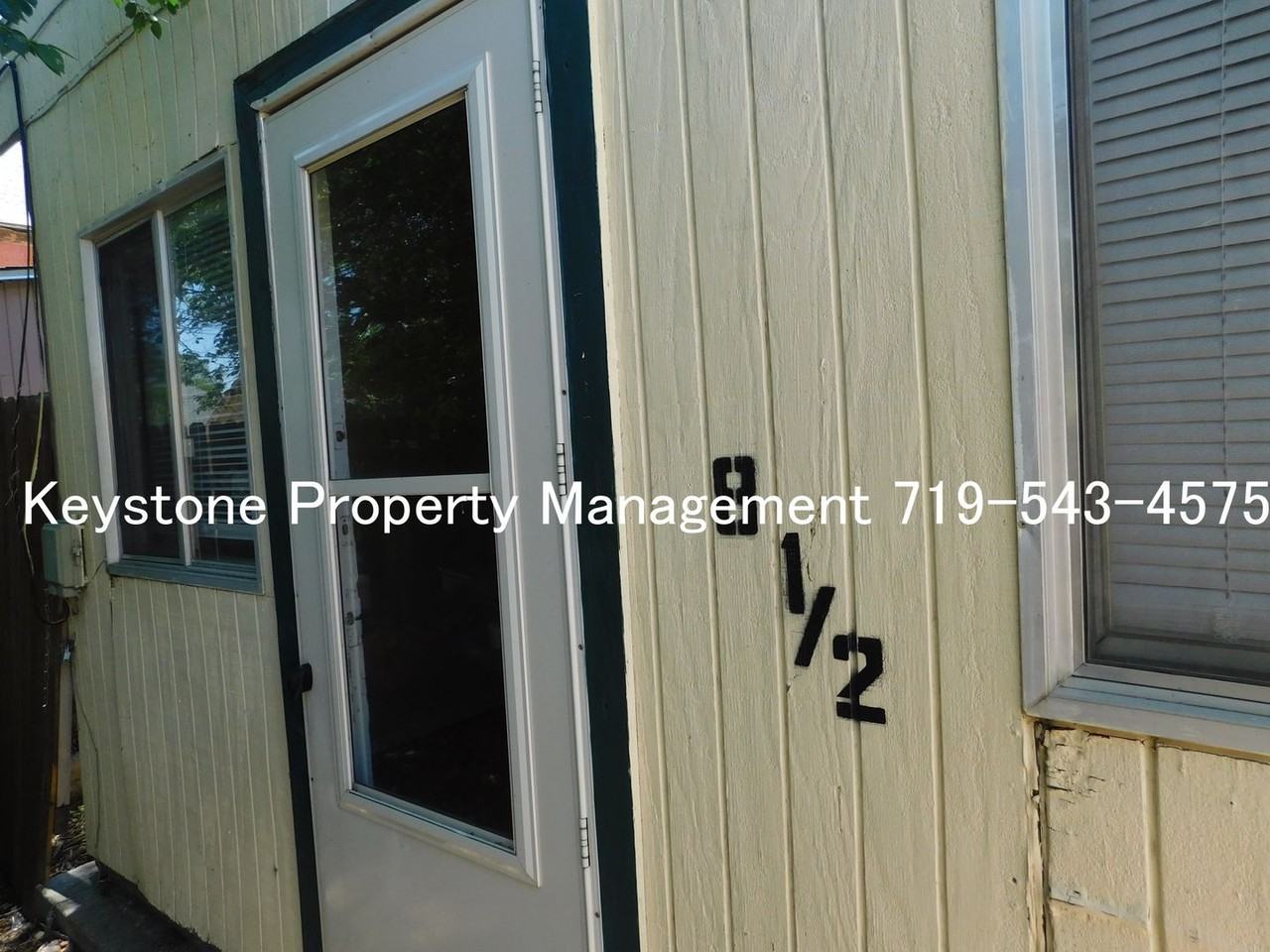 300 E 3rd St #8 - Photo 3 of 8