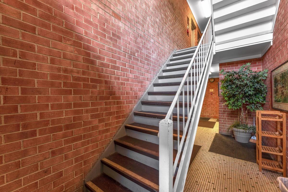 42ND FLATS - Photo 3 of 3