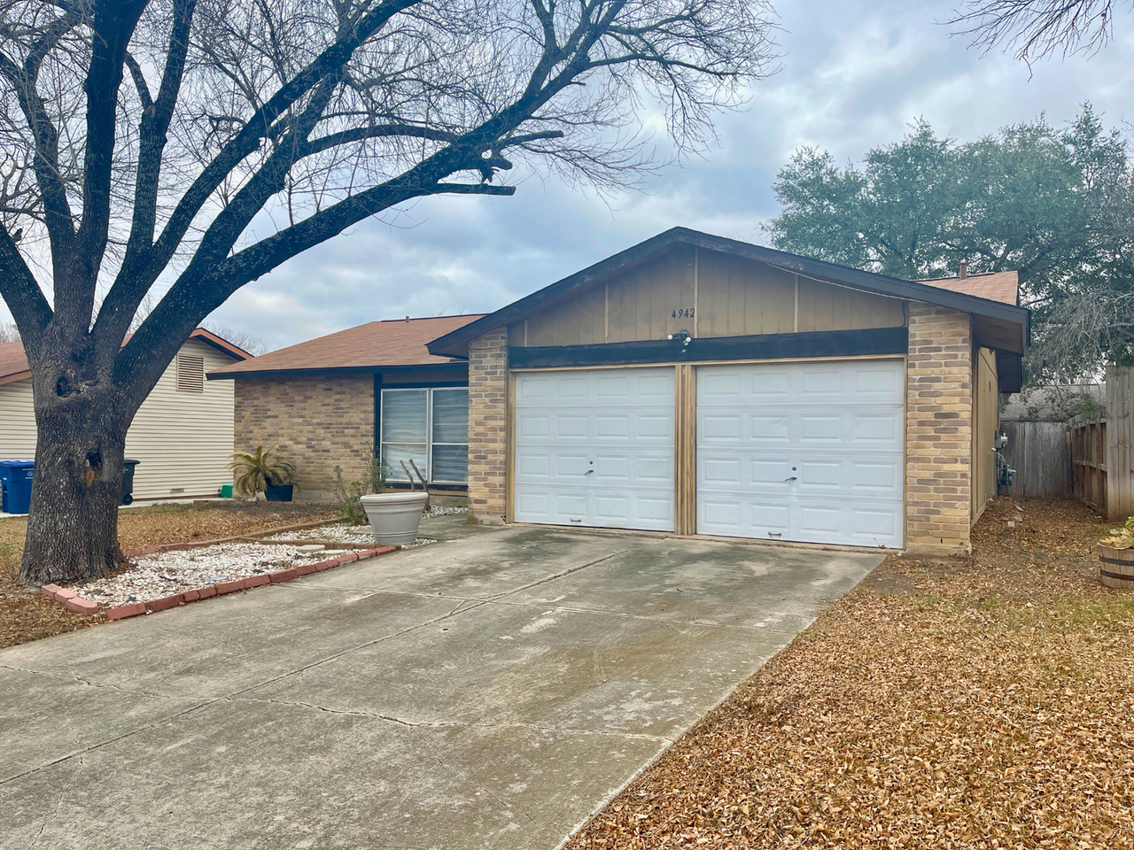 4942 Grey Hawk Dr - Photo 3 of 16