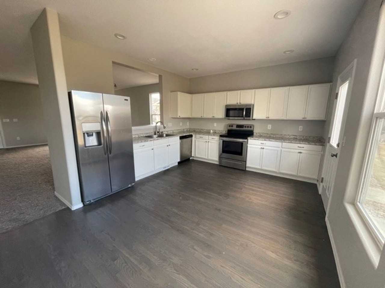 10520 Wells Pt - Photo 4 of 12