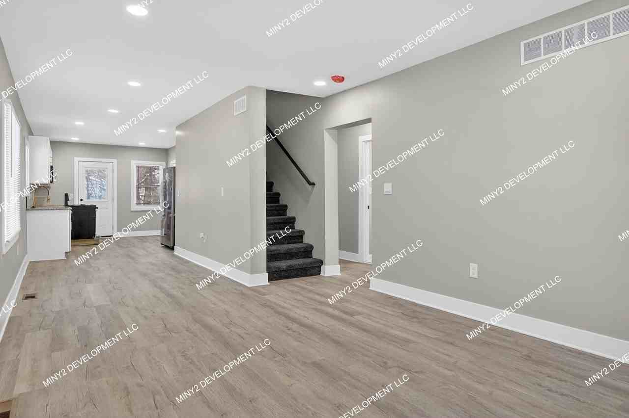 427 W George Ave - Photo 7 of 37