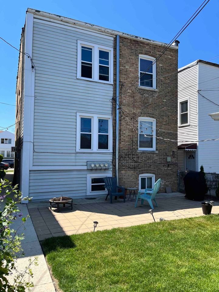 2843 N Parkside Ave - Photo 2 of 3