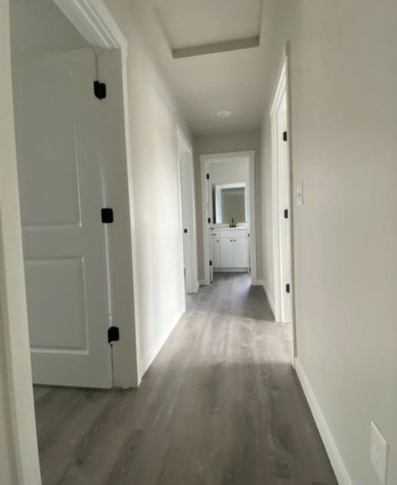 610 Telegraph Rd - Photo 7 of 19