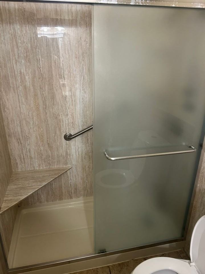 956 N Sandalwood Ave - Photo 2 of 11