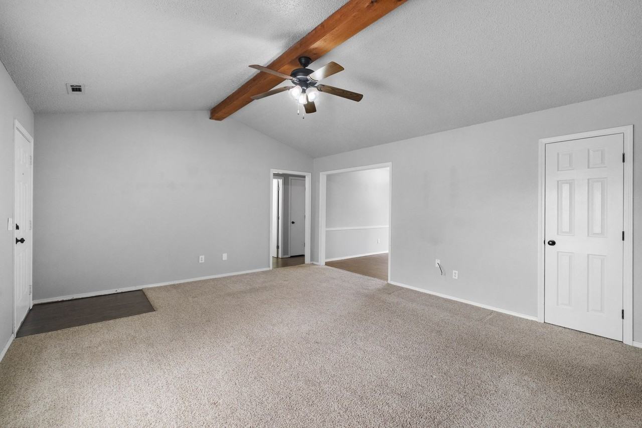 3752 Kenny Ln - Photo 7 of 28