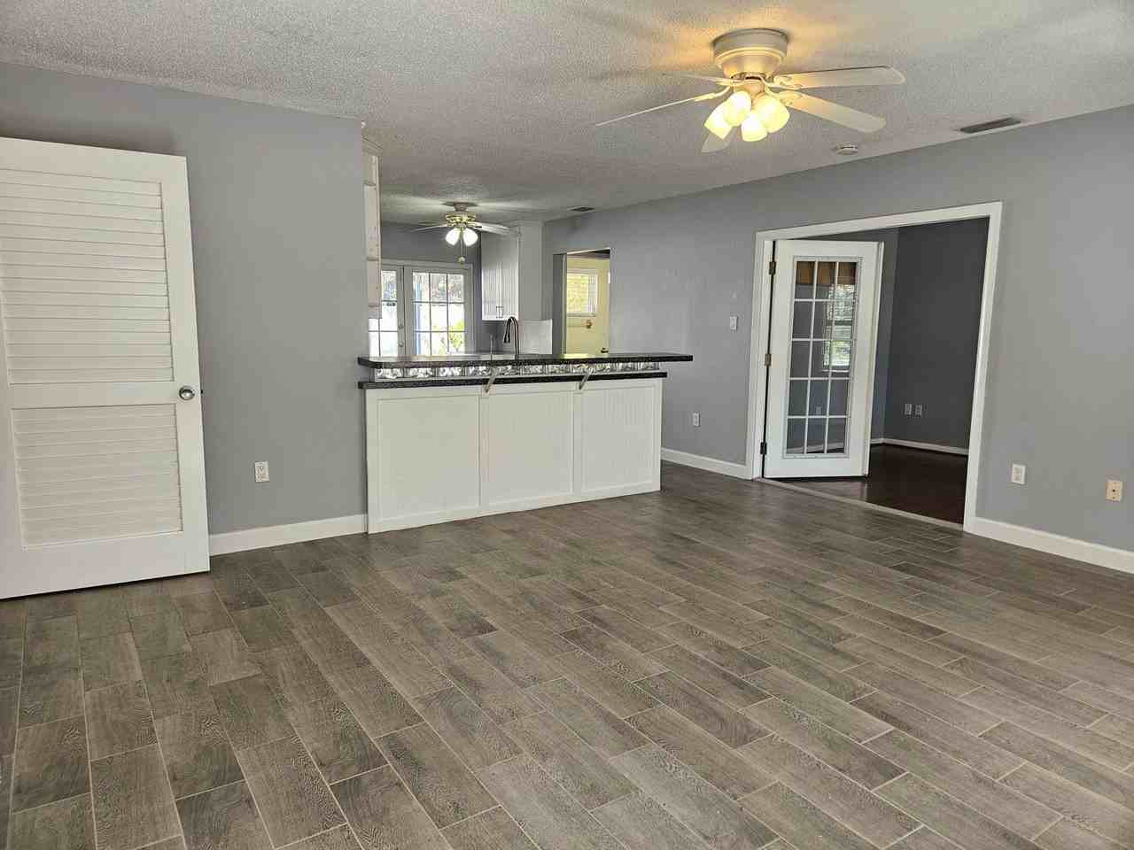 272 Loyola Rd - Photo 2 of 46