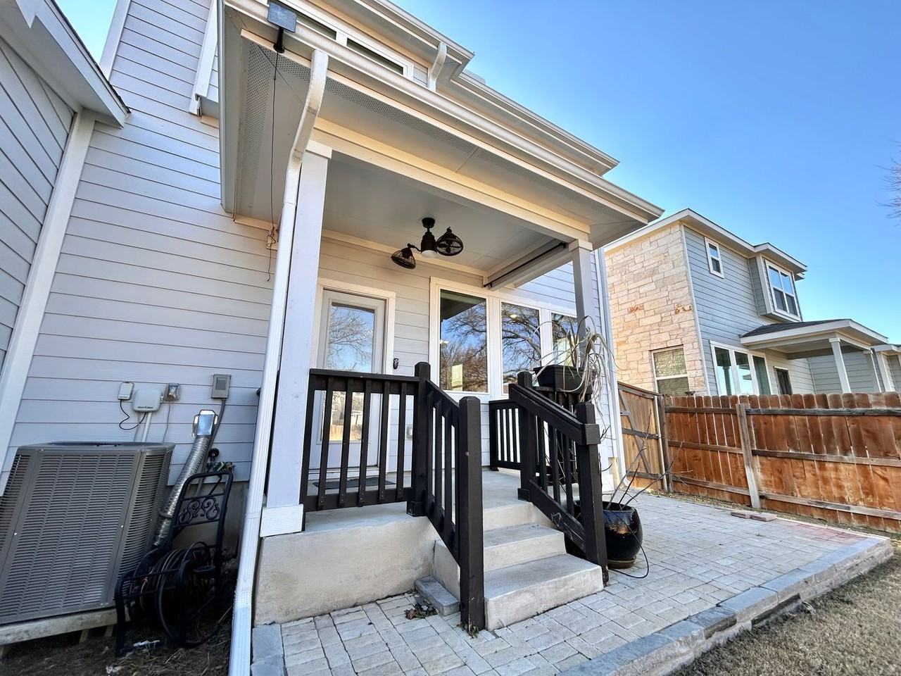 2228 Rocoso Trl - Photo 7 of 34