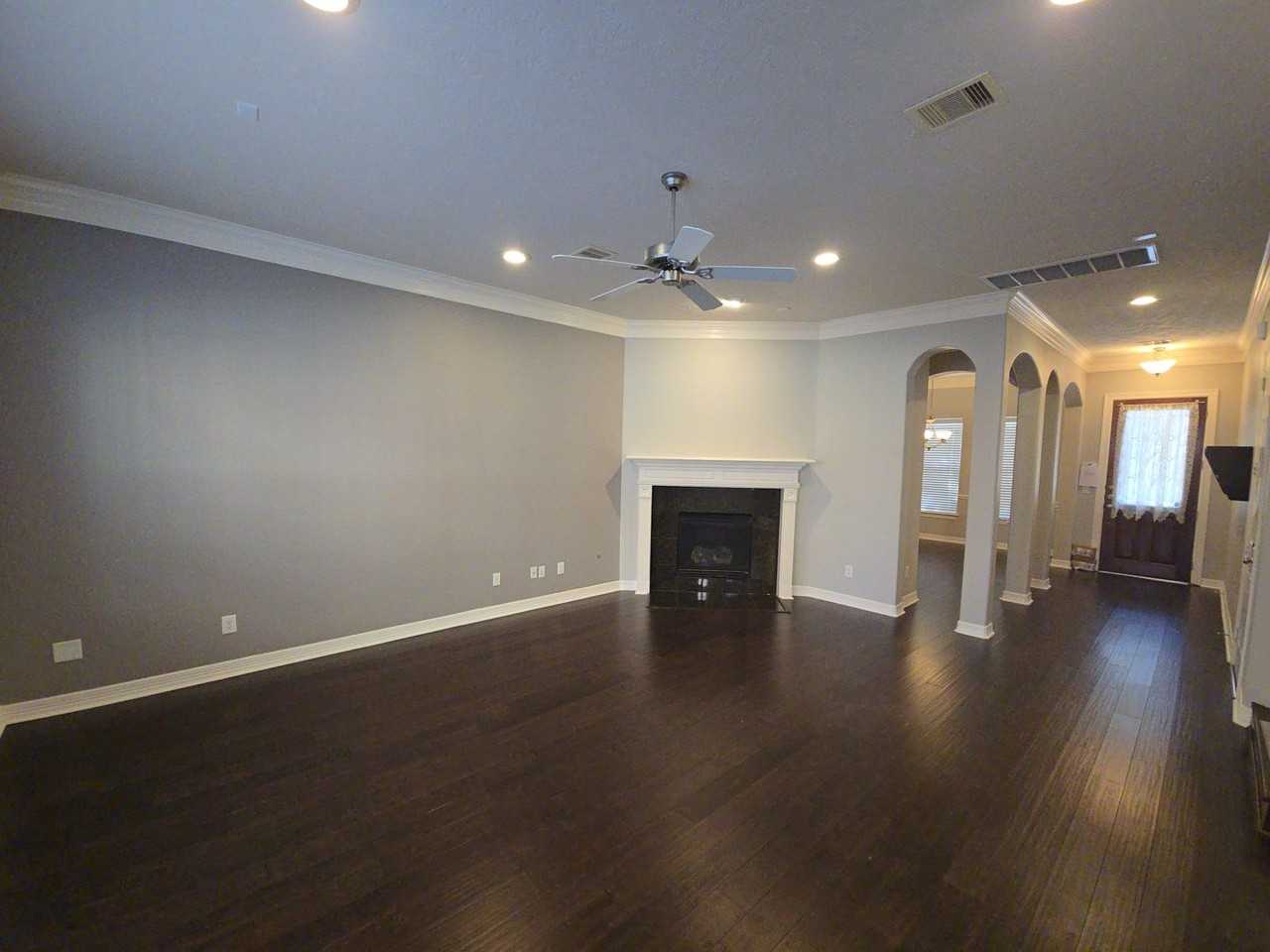 1515 Olive Park - Photo 7 of 40