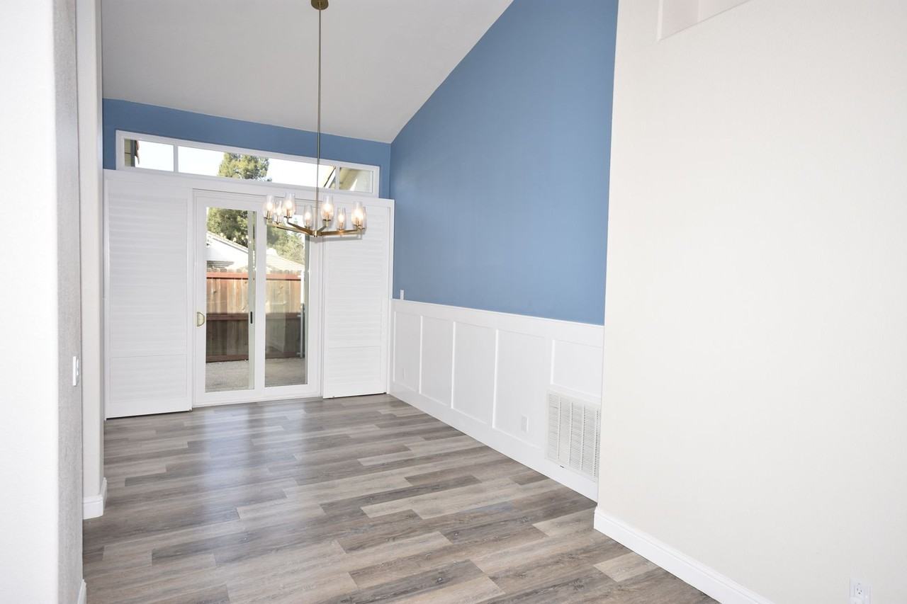 428 Rockport Cir - Photo 4 of 21