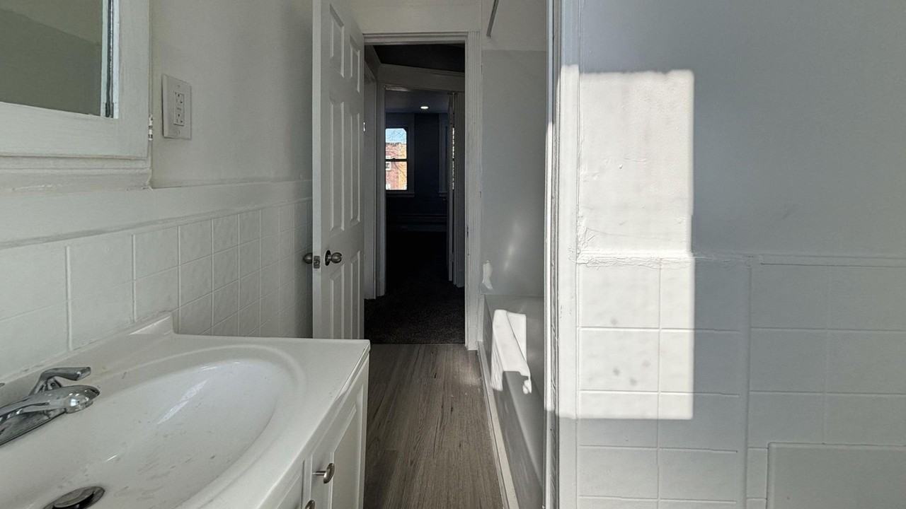 7050 Clinton Rd - Photo 2 of 13