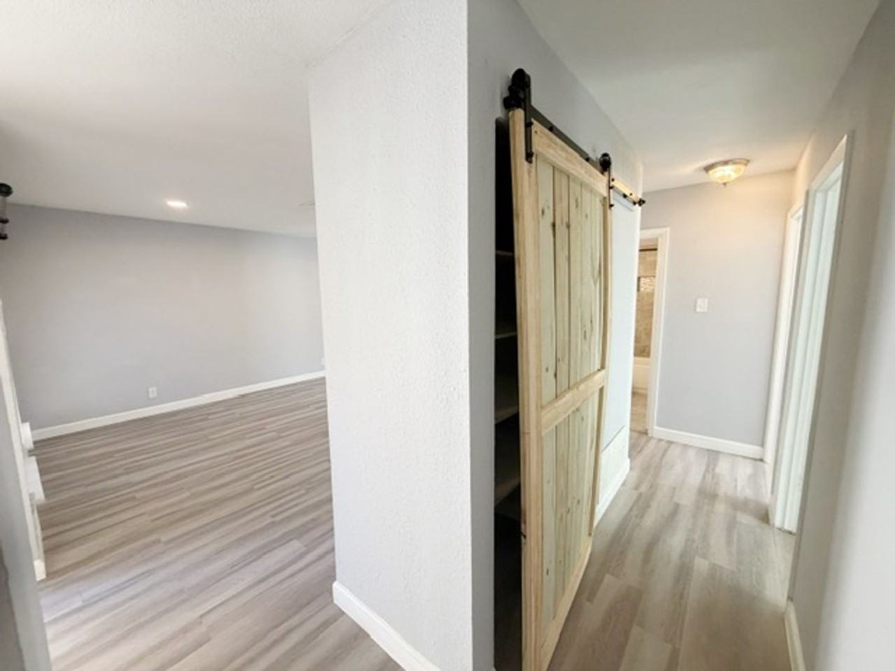 14031 Bobwhite Dr - Photo 6 of 21