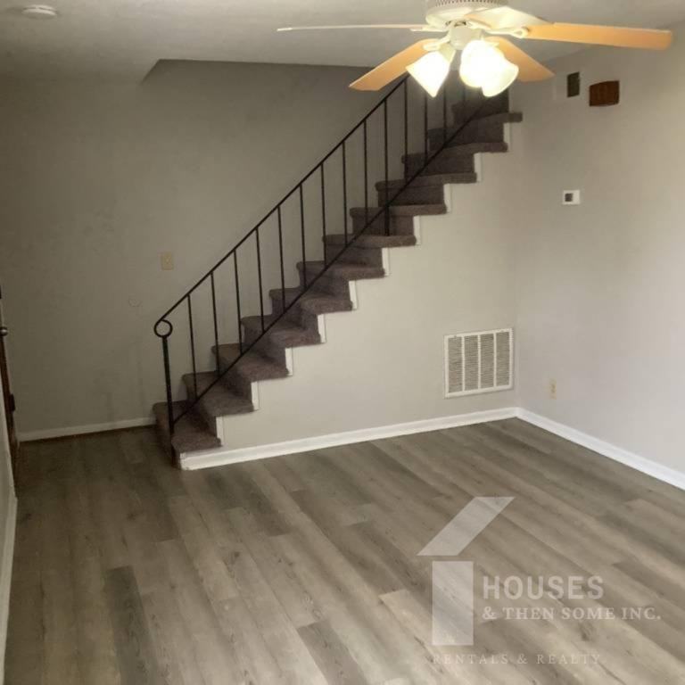 3B Jonquil Ln - Photo 5 of 15