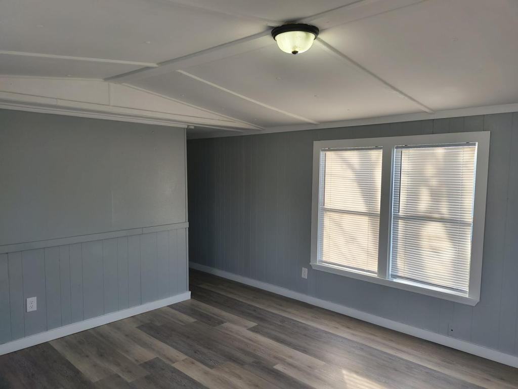 814 S Kern Ave Trlr 2 - Photo 7 of 16