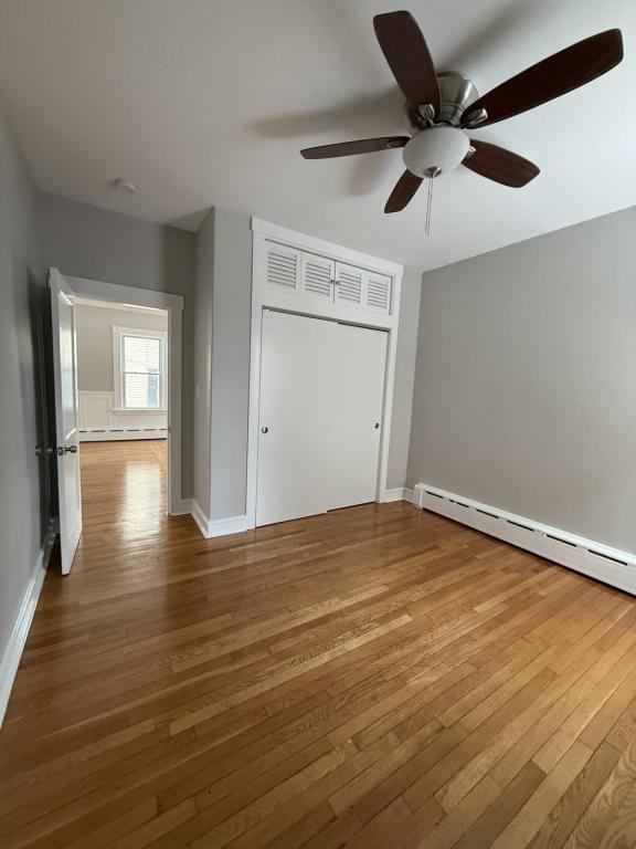 467 Middle St - Photo 4 of 17